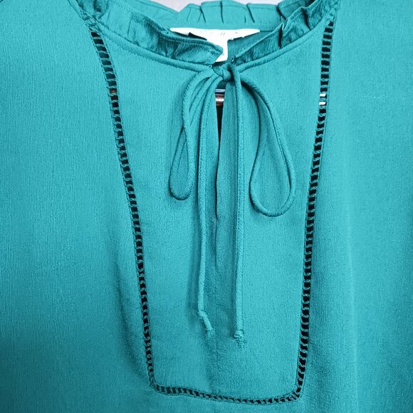 The Pioneer Woman's Ruffle Collar Lace Trim Blouse Green Size M (8-10) - Picture 3 of 10